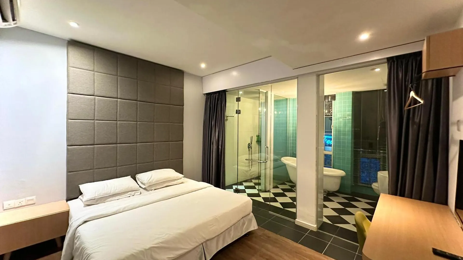 Havona Boutique Hotel - Mount Austin - Self Check-In Johor Bahru Malajzia